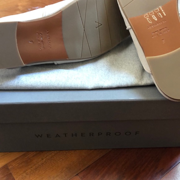 Aquatalia Rylee suede embroidery Italian flat mule - Picture 7 of 10